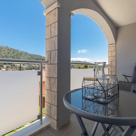 Maloa Two Bedroom Apartment Smokvica  Екстериор снимка