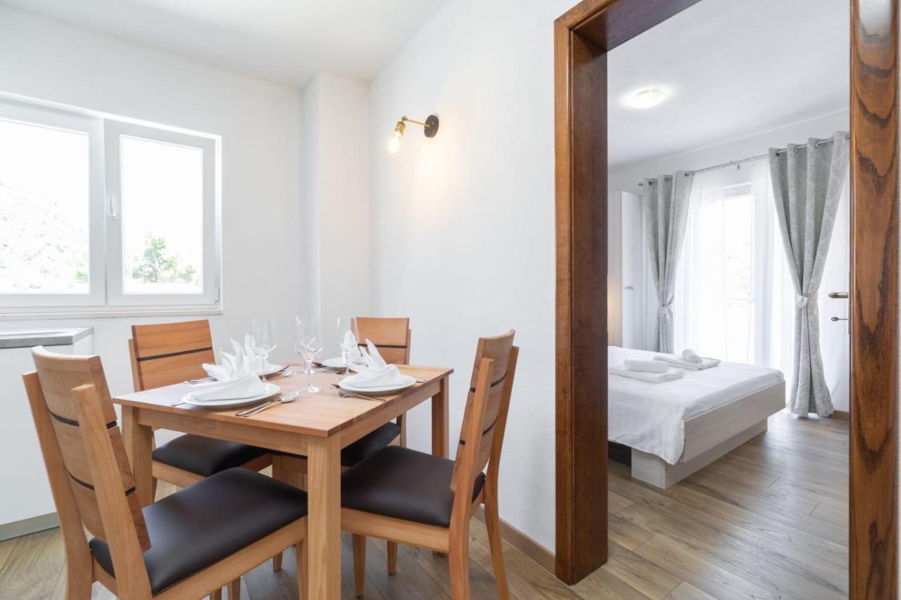 Maloa Two Bedroom Apartment Smokvica  Екстериор снимка